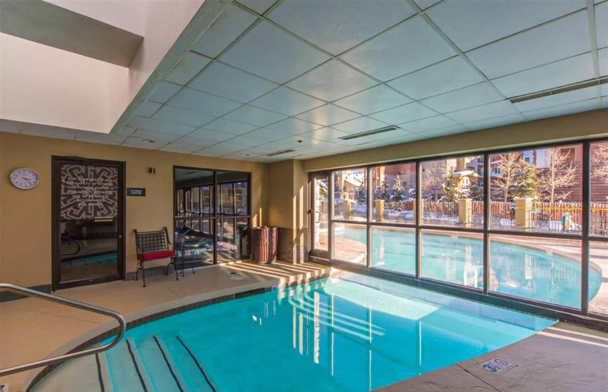 קרסטד באט Studio 518 At Perfect Location With Pool And Hot Tub מראה חיצוני תמונה
