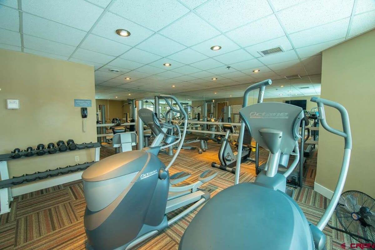 קרסטד באט Studio 518 At Perfect Location With Pool And Hot Tub מראה חיצוני תמונה